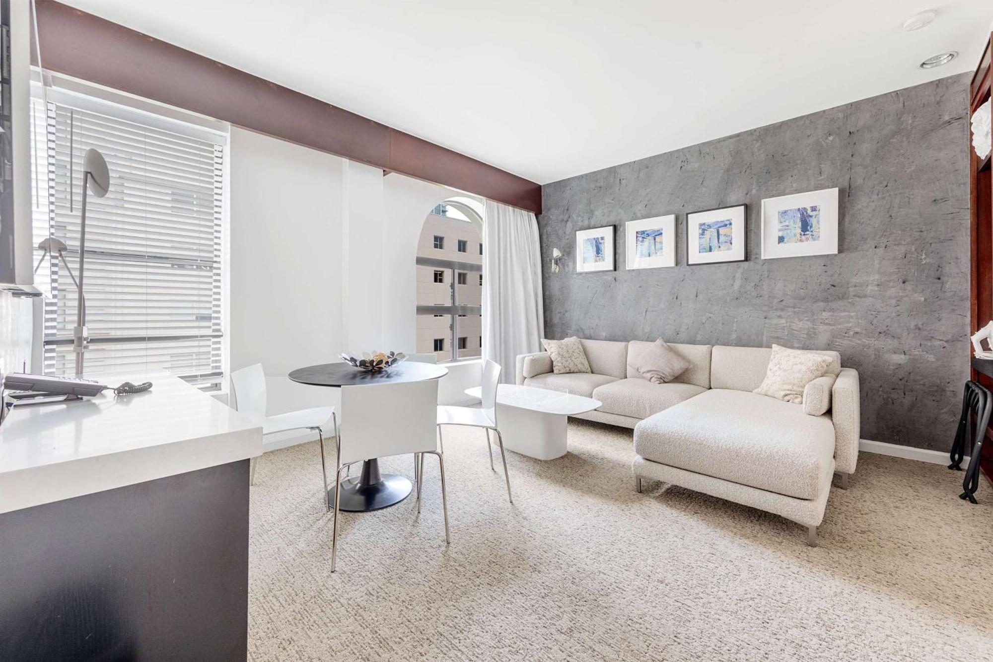 The O Hotel, Trademark Collection By Wyndham Hotel Los Angeles